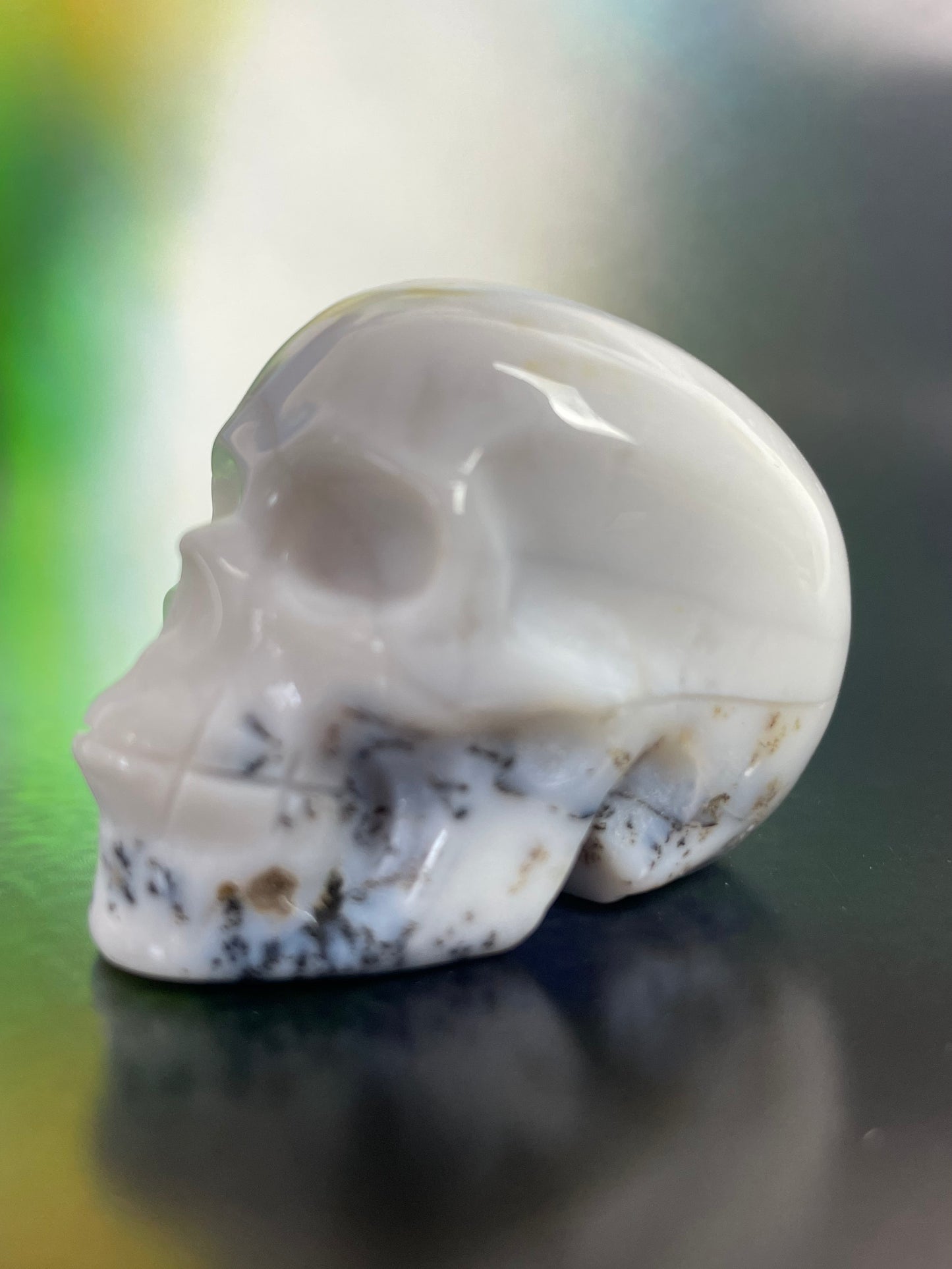 Dentritic Agate Skull S