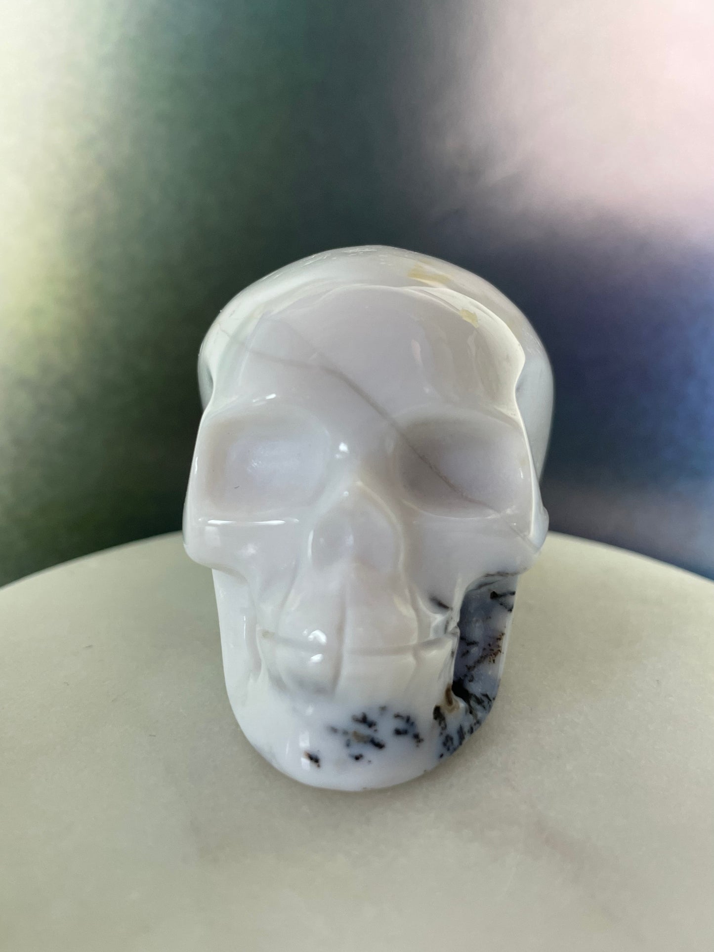 Dentritic Agate Skull S