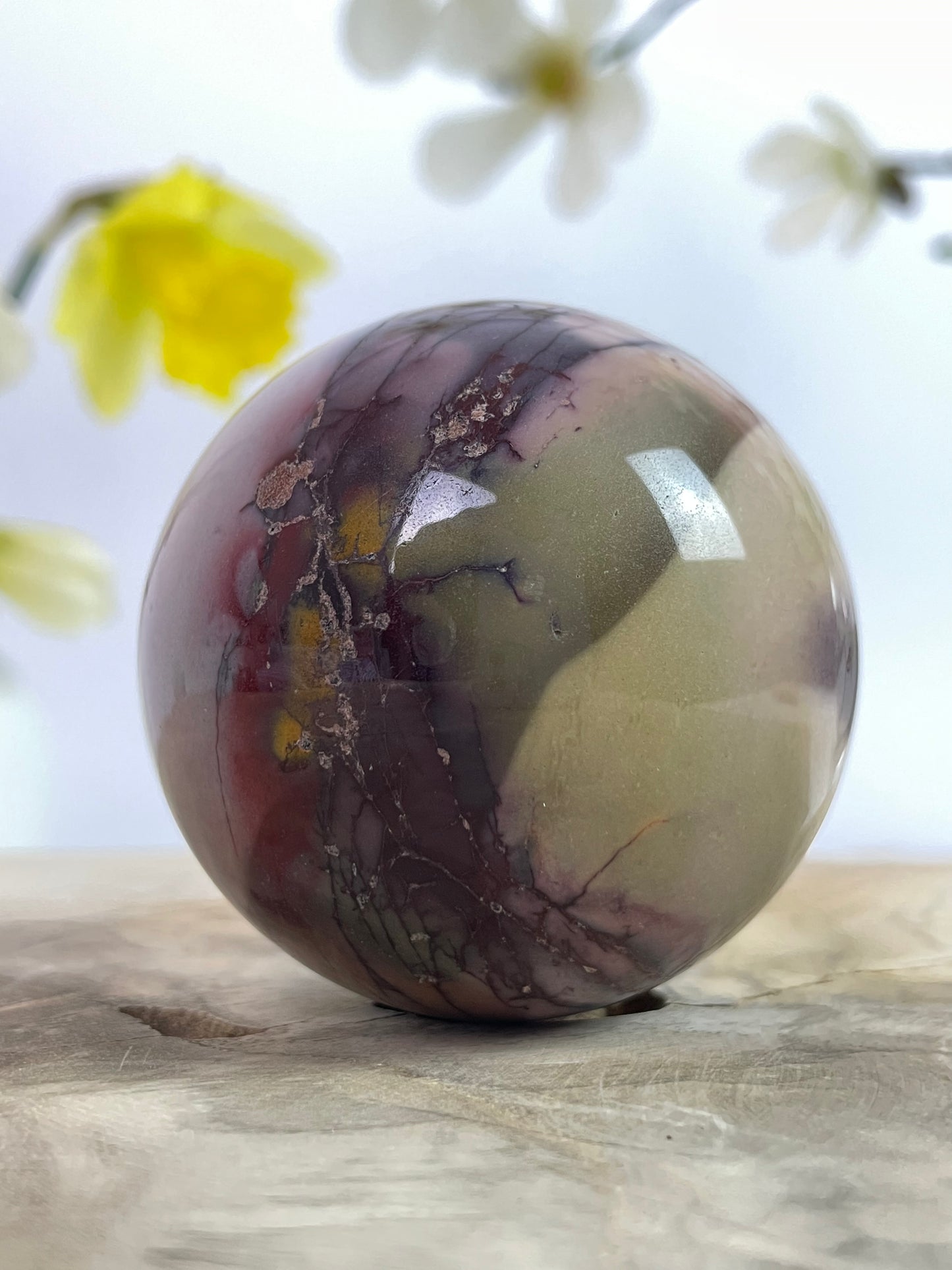 Mookatite Sphere with its Inner World